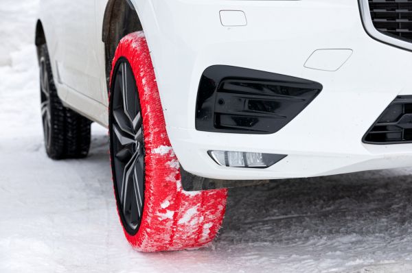 A vendre chaussette de neige Goodyear year show et road taille L -  Équipement auto